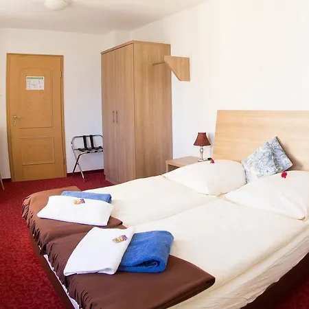 Boutiquehotel Goldene Rose - Self-check-in Otel Rothenburg ob der Tauber