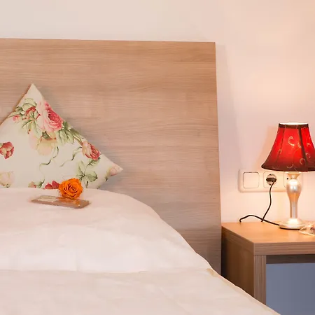 Szálloda Boutiquehotel Goldene Rose - Self-check-in