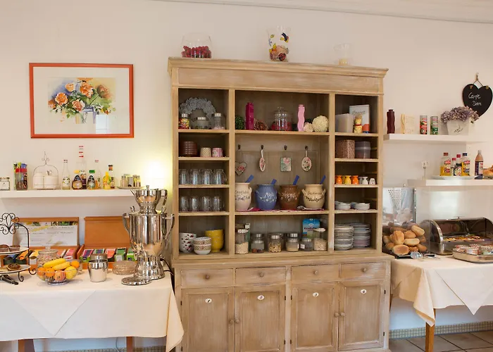 Boutiquehotel Goldene Rose - Self-check-in 3*